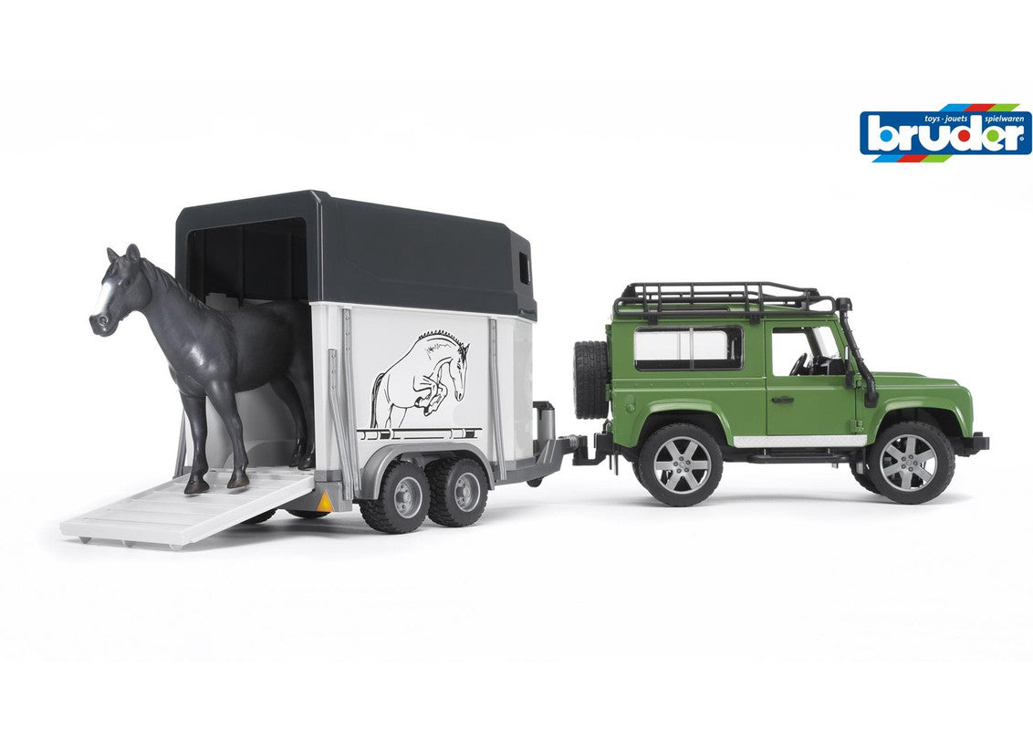 Land Rover Defender Station Wagon with horse trailer + 1 horse